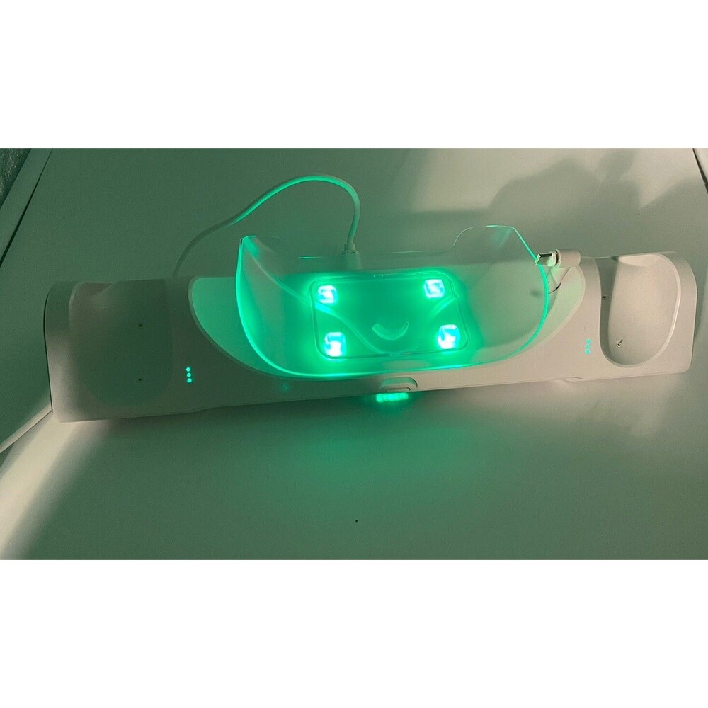 ZYBER VR  3in1 Magnetic Charging Dock for Oculus/Meta Quest 2